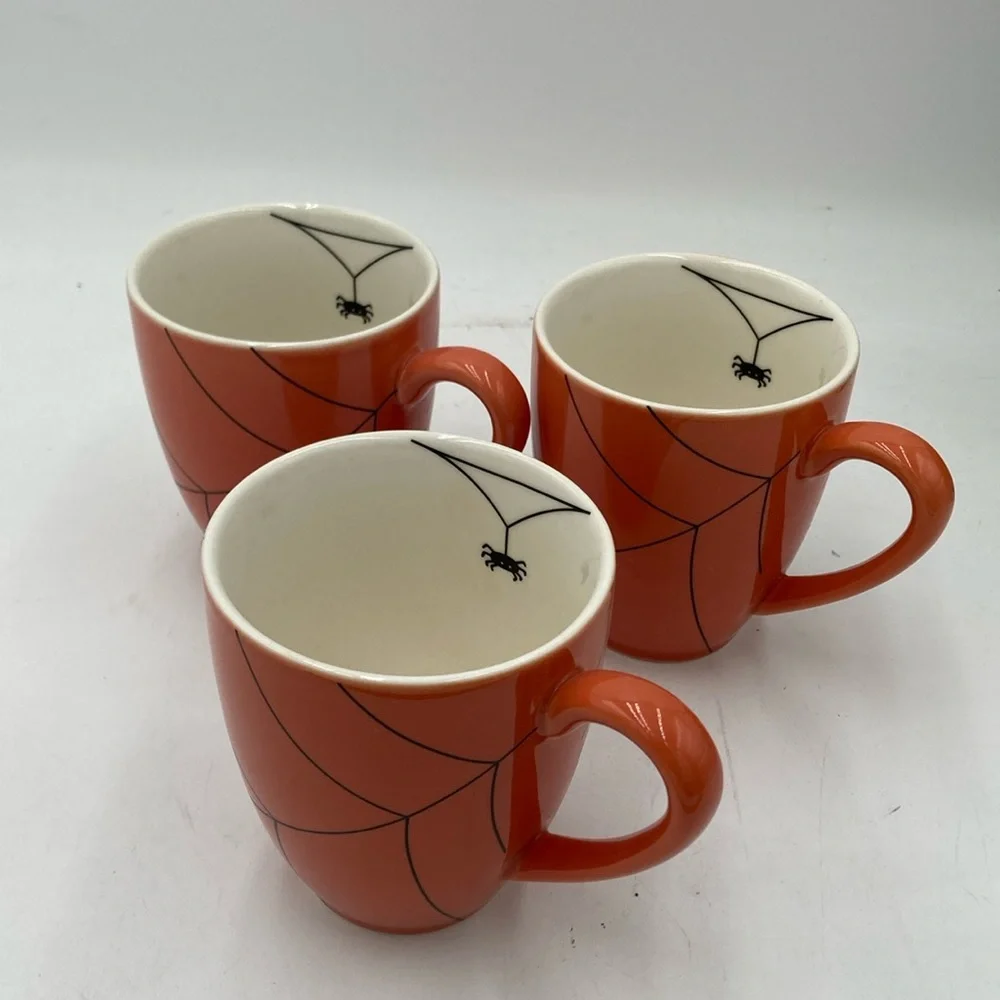 Williams Sonoma Spider Web Mugs (set of 3)